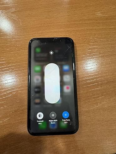 one plus 8 pro: IPhone 11, Б/у, 64 ГБ, Черный, Зарядное устройство, 71 % — 1