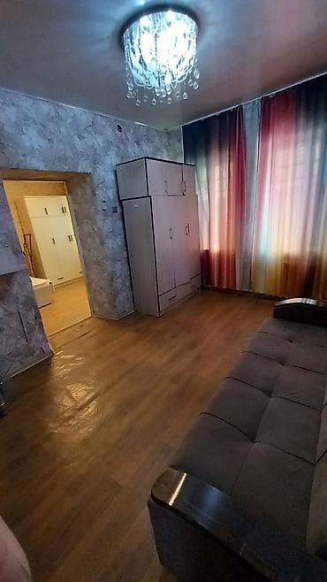 парковая: 70 м², 3 комнаты, Кондиционер, Парковка, Забор, огорожен — 2