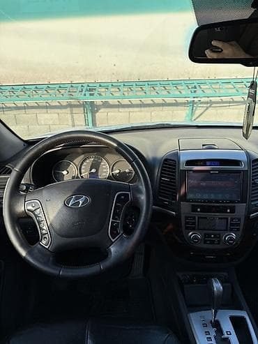 Транспорт: Hyundai Santa Fe: 2011 г., 2 л, Автомат, Дизель, Кроссовер — 9