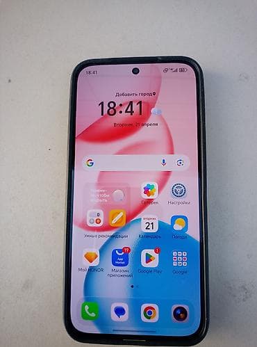 mac studio: Honor 400, Б/у, 256 ГБ, цвет - Черный — 1