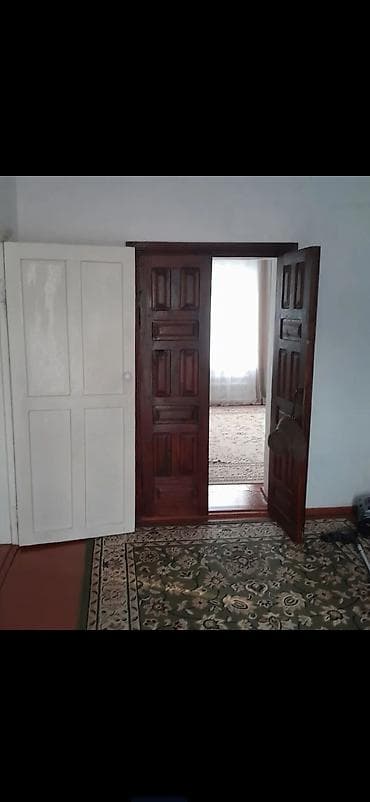 дом барачной: 65 м², 4 комнаты, Без подселения — 2