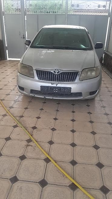 Toyota Corolla: 2004 г., 1.6 л, Автомат, Бензин, Седан