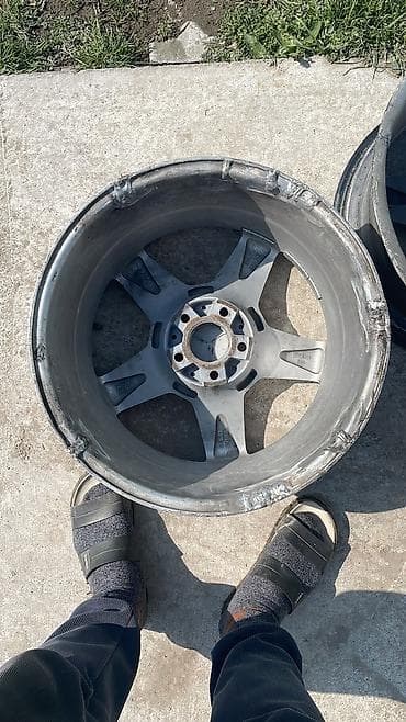 сиденья mercedes: Колеса в сборе 235 / 40 / R 18, Лето, Б/у, Комплект, Легковые, Литые, отверстий - 5 — 5