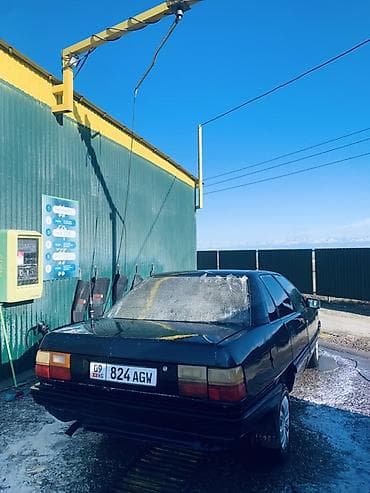 Audi: Audi 100: 1989 г., 1.8 л, Ручные, Бензин, Седан — 4