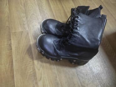 Мырзалардын бут кийими: Эркектердин ботинкеси, 43, Balenciaga, Колдонулган, түсү - Кара, Акылуу жеткирүү — 8