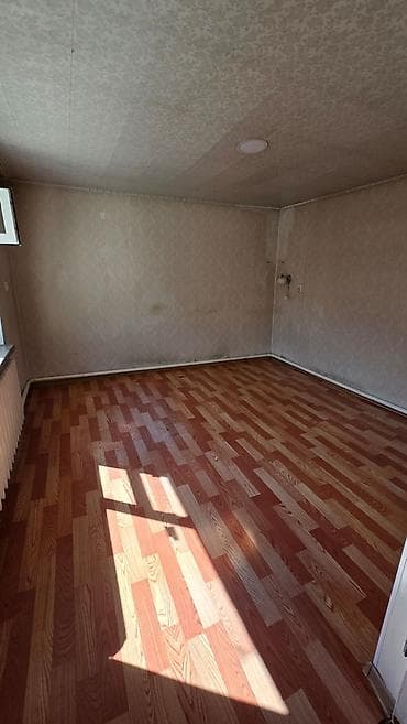 посуточная квартира: Внимание! Очень срочно! продаем или меняем на квартиру! . Дом район — 7