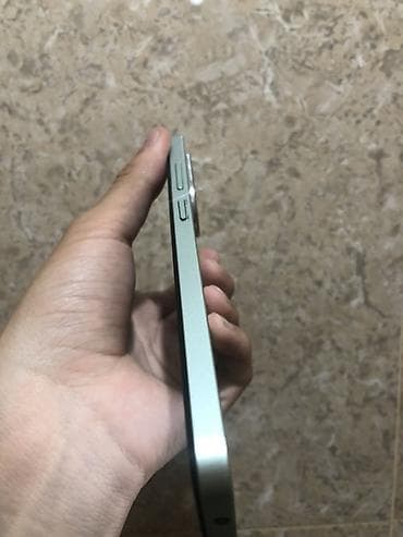 meta 3: Redmi, Redmi A5, Б/у, 128 ГБ, цвет - Зеленый, 2 SIM — 8
