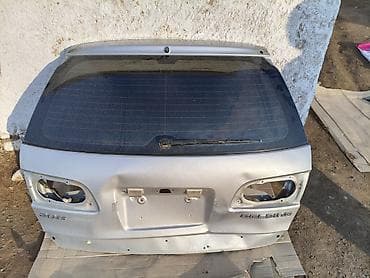 Крышка багажника Toyota, Оригинал at lalafo.kg Крышка багажника Toyota, Оригинал