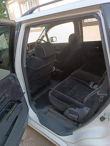 Honda Odyssey: 2002 г., 2.3 л, Автомат, Газ, Минивэн — 8