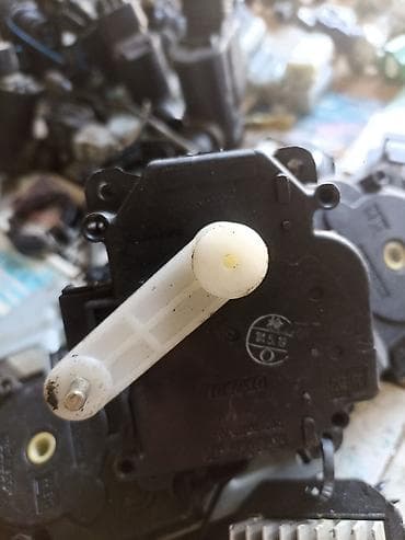 rx: Электрический моторчик Toyota 2006 г., Б/у, Оригинал, ОАЭ — 5