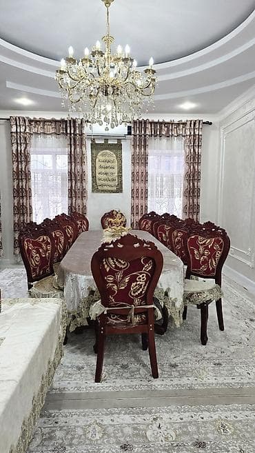 detskiy krovat: Стол и стул для зала, Б/у, Бесплатная доставка, цвет - Золотой — 1