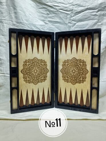 купить набор для покера: №11 50х55см Вставки из красного дерева и американского ореха, куб — 3