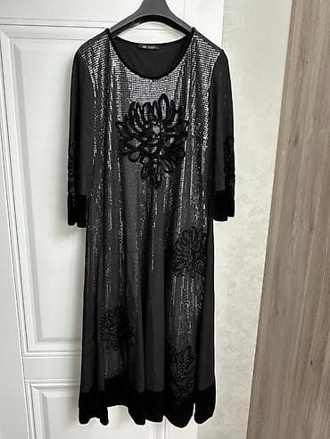 вечернее короткое платье: Платье вечернее черное с пайетками и аппликациями - Фасон: свободный — 2