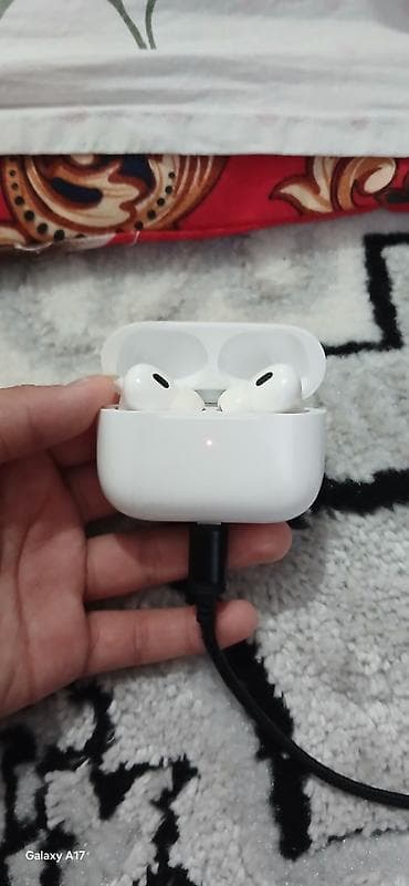 samsung fold3: AirPods Pro — 1500 сом Рабочие наушники, оба наушника и кейс — 1