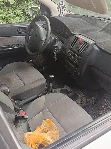 hyundai solaris i: Hyundai Getz: 2005 г., Механика, Хэтчбэк — 3