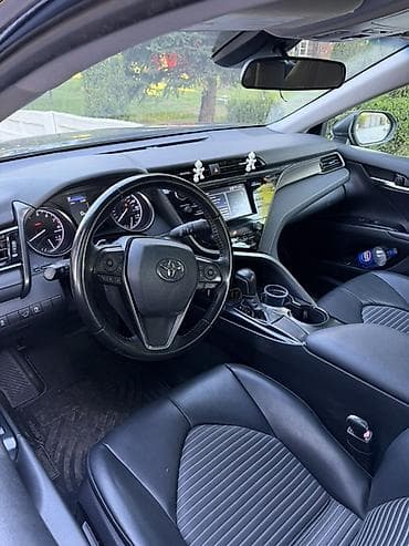 Toyota Camry: 2019 г., 2.5 л, Автомат, Бензин, Седан — 7