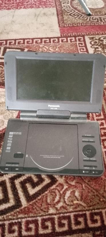 DVD плееры: Портативный DVD-плеер Panasonic DVD-LS84 - Экран: складной ЖК‑дисплей — 2