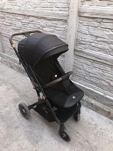 easy walker: Прогулочная коляска InnoBaby (черная) - Компактная и маневренная, с — 3