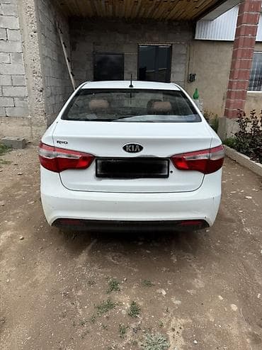 авто краска: Kia Rio: 2014 г., 1.4 л, Автомат, Бензин, Седан — 2