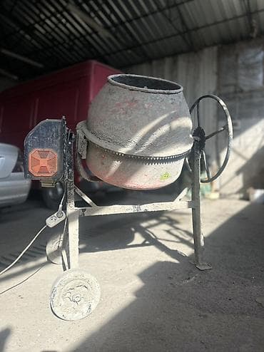 Жарнамалык жабдуулар: Бетон аралаштыргыч Мобилдик, Кичинекей (150 л аз) — 1