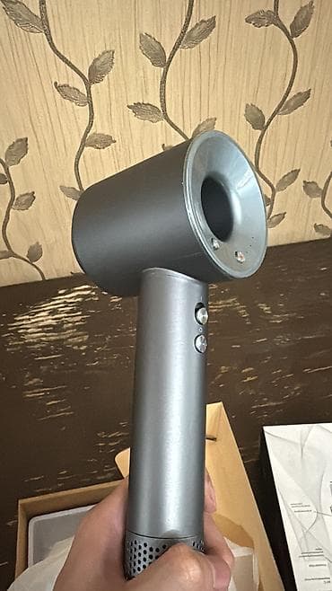 fast: Беслопастной фен для волос - Мощный цифровой мотор: бысткая сушка и — 9