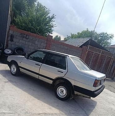 Продажа авто: Volkswagen Passat: 1989 г., 1.8 л, Механика — 3