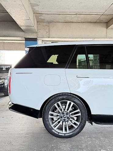 k7 2017: Land Rover Range Rover: 2023 г., 3 л, Автомат, Бензин, Внедорожник — 7