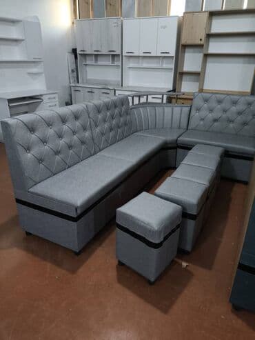 столик стеклянный на колёсах: Кухонные гарнитуры и диван 1) Кухонные гарнитуры (несколько — 21