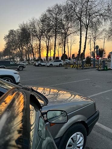 Продажа авто: Volkswagen Passat: 1992 г., 1.8 л, Ручные, Бензин, Седан — 5