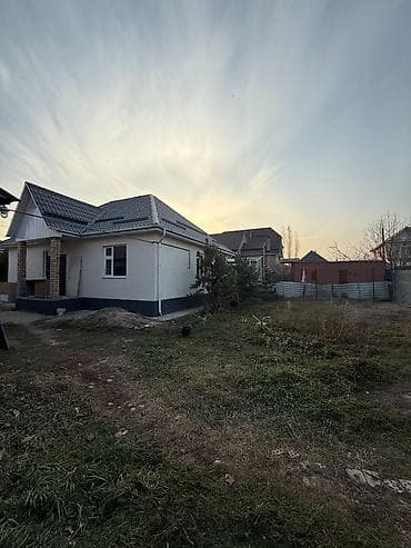 Кыймылсыз мүлк: 💎СРОЧНО ПРОДАЕТСЯ ДОМ 🏢Комнат: 3 🏘️Микрорайон: Ак-Ордо 📊Состояние — 3