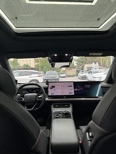 фэ: 🚗 Neta L 📅 2024 год ⚡ Плагин-гибрид (как Li Xiang) 🔋 До 300 км на — 8