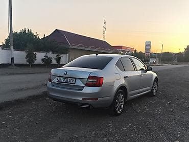 Skoda Octavia: 2016 г., Автомат, Бензин, Лифтбек — 2
