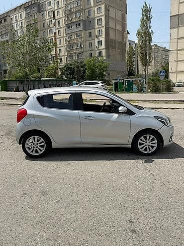 митсубиси спаке стар: Chevrolet Spark: 2018 г., 1 л, Автомат, Бензин, Хэтчбэк — 4