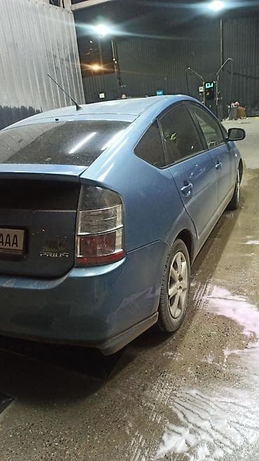 benz sprinter: Toyota Prius: 2005 г., 1.5 л, Вариатор, Гибрид, Лифтбек — 4