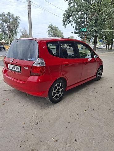 Honda Fit: 2002 г., 1.3 л, Автомат, Бензин, Хэтчбэк — 5