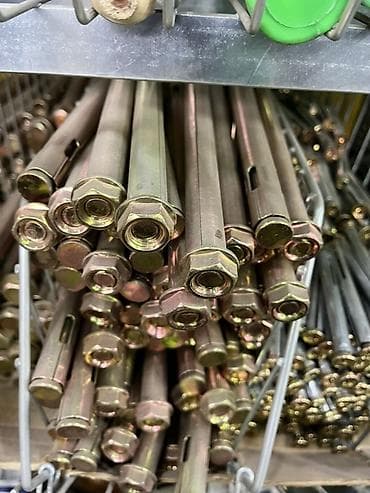 Анкерные болты (распорные) с гайкой и шайбой - Тип: механический