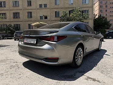 монитор лексус: Lexus ES: 2020 г., 2.5 л, Автомат, Гибрид, Седан — 3