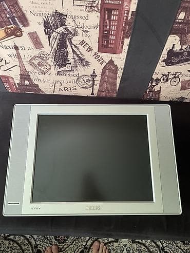 hyperx pulsefire: Плоский телевизор Philips с боковыми стереодинамиками и набором — 1