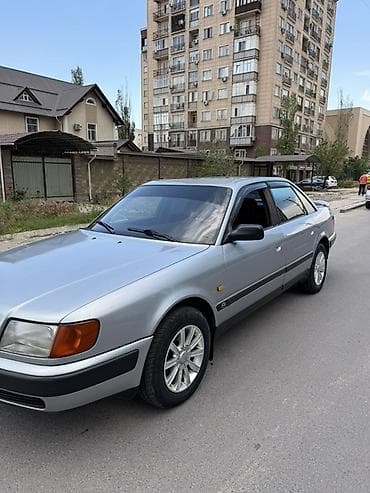 volvo 6×2: Audi 100: 1991 г., 2.3 л, Механика, Бензин, Седан — 2