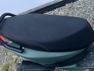 полуавтомат без газа: Тип скутера 150 куб. см, Бензин, Новый — 6