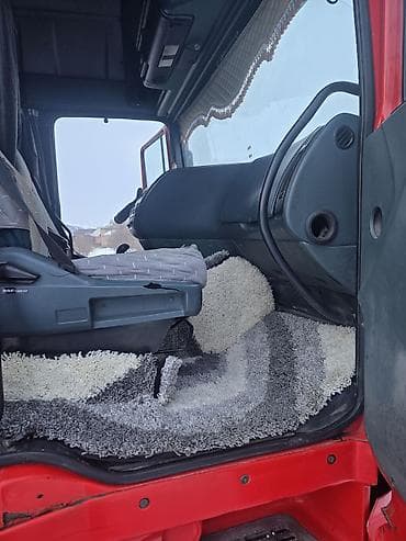 mercedes w114: Тягач, DAF, 2004 г. — 6