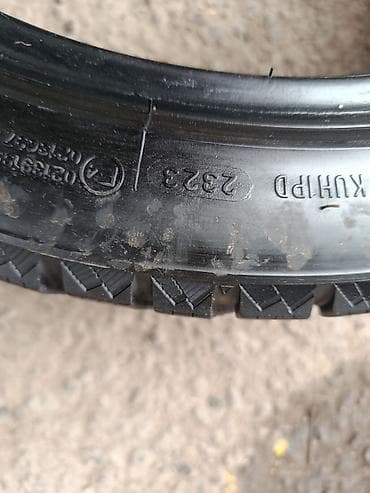 зимный: Шины 225 / 45 / R 18, Зимняя шипованная, Легковые — 5