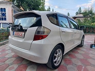 ej ve: Honda Jazz: 2009 г., 1.3 л, Автомат, Бензин, Хэтчбэк — 4