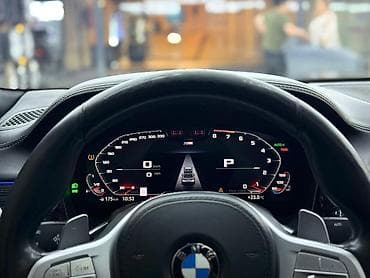 м бампера: BMW 7 series: 2021 г., 4.4 л, Автомат, Бензин, Седан — 9