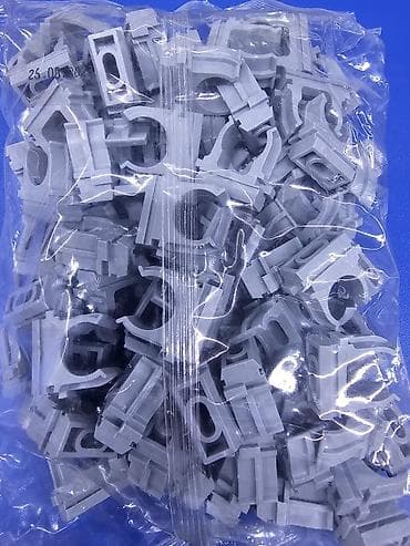 плиты прикрытия: Комплект пластиковых клипс/держателей для труб (серые) и пластиковая — 4