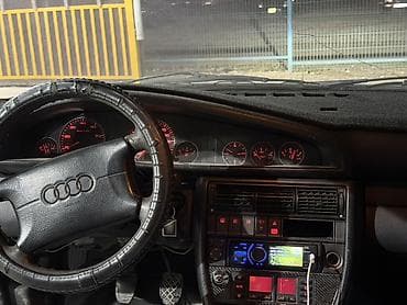 Унаа: Audi 100: 1996 г., 1.8 л, Кол менен иштөөчү, Бензин, Седан — 2