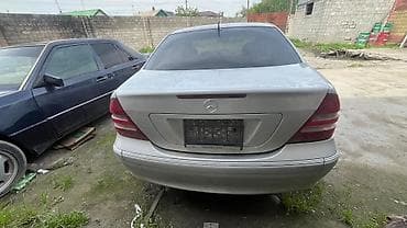 vossen 15: Mercedes-Benz C-Class: 2002 г., Дизель, Седан — 1