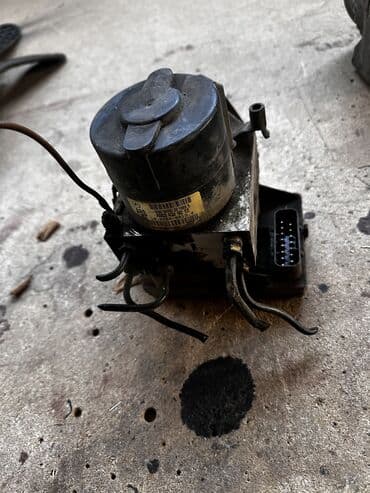 Суппорты: Блок ABS Mercedes-Benz 1996 г., Б/у, Оригинал, Германия — 1