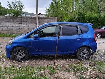 гибрид машины: Honda Fit (первое поколение), хэтчбек 5 дв., синий цвет кузова — 1