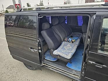 урмат бетон: Mercedes-Benz Vito: 2003 г., 2.2 л, Кол менен иштөөчү, Дизель, Универсал — 4